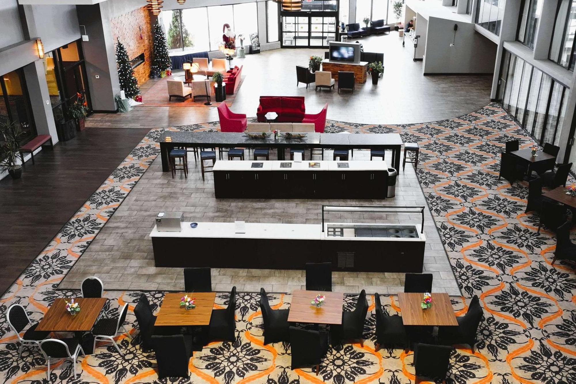 The Great Rivers, Ascend Collection Hotel