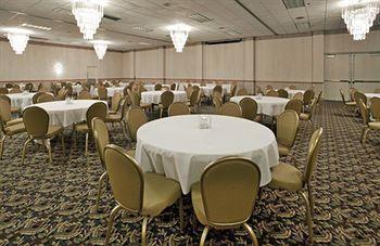 The Great Rivers, Ascend Collection Hotel Alton