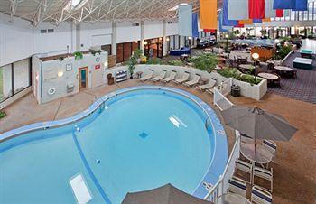 The Great Rivers, Ascend Collection Hotel Alton